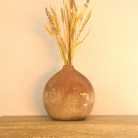 Ceramic Vase - Picture 2 of 7